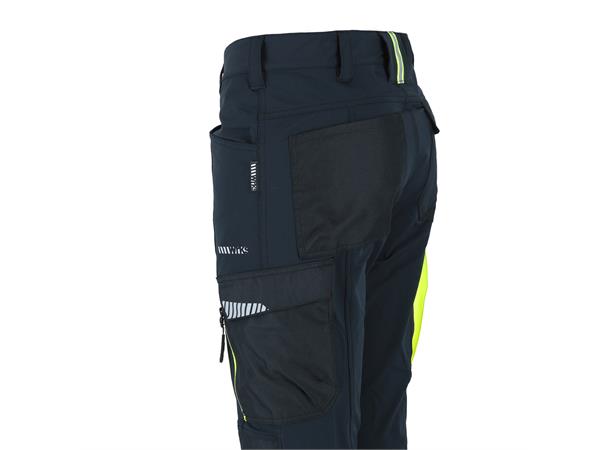 Bismuth Stretchpant ZP W. Pocket  BLK 58 Black Beauty 